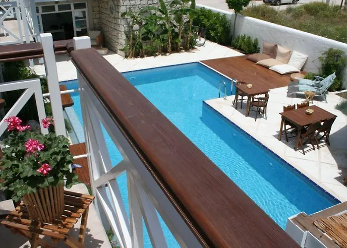 Alenos Boutique Hotell Alaçatı