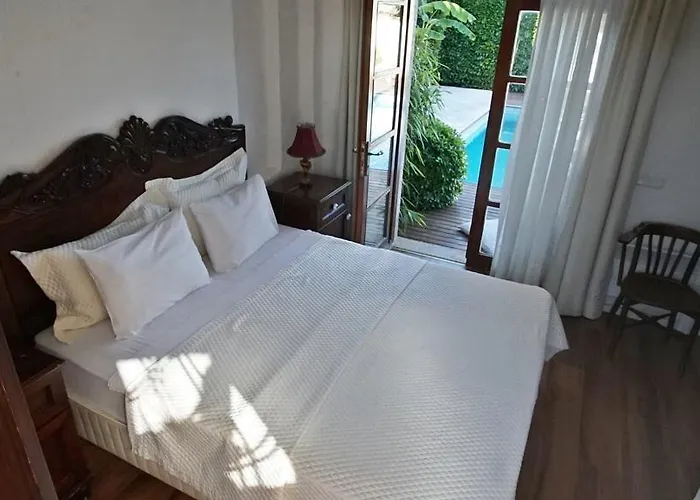 Alenos Boutique