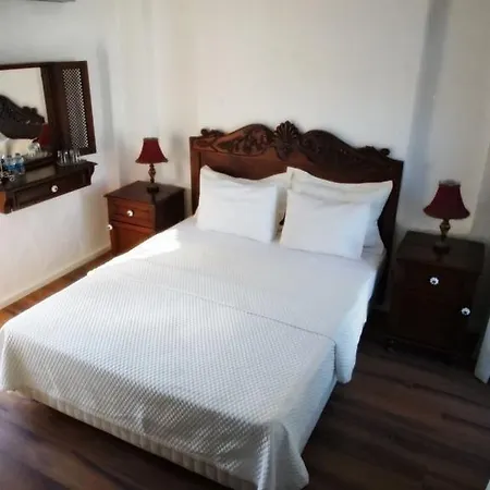 Alenos Boutique 2* Алачати