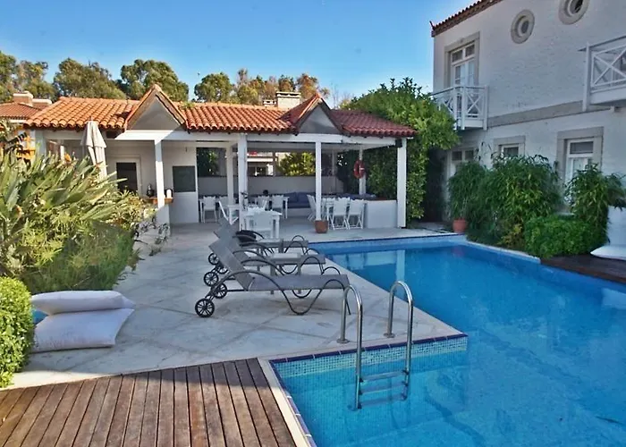 Alenos Boutique Hotel 2*