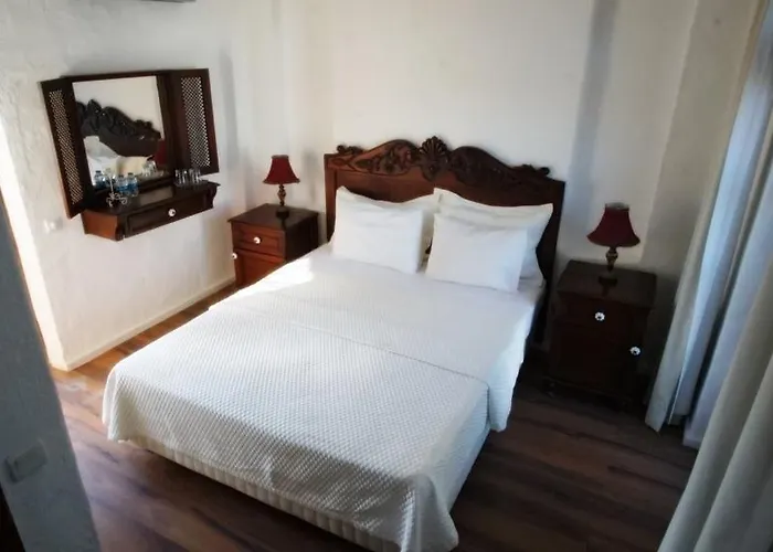 Alenos Boutique 2* Alacati